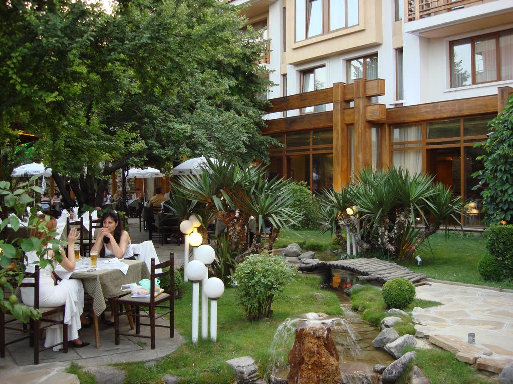 Hotel Bozukova House Sliven Esterno foto